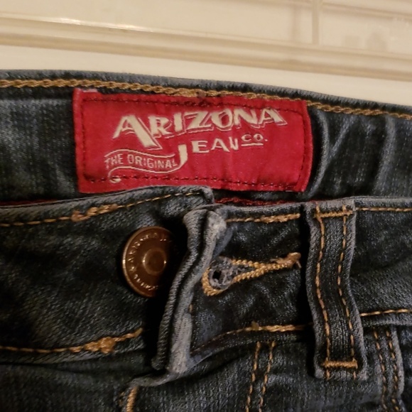 Arizona Jeans - Picture 2 of 4